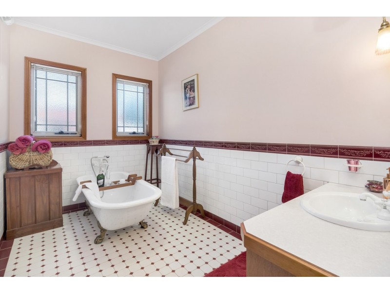 200 Landrigan Road, Carisbrook VIC 3464