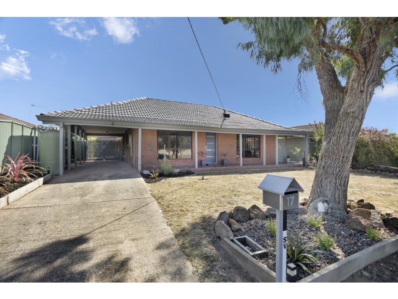 17 Sidbury Avenue, Wendouree VIC 3355