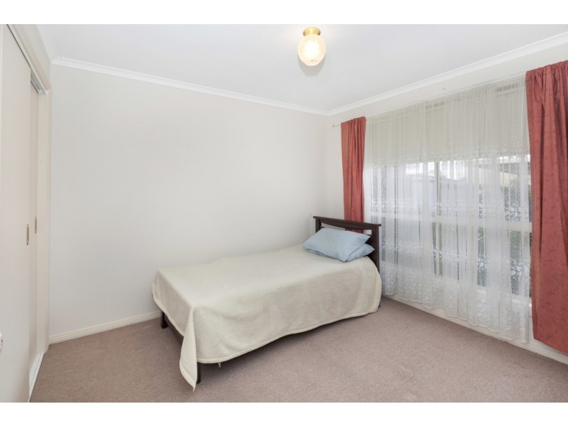 1/156 Walker Street, Sebastopol VIC 3356