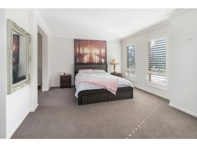 52 Waterford Drive, Miners Rest VIC 3352