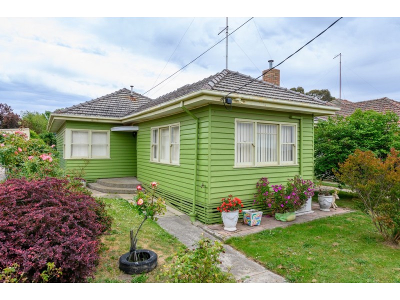 37 Brinkley Avenue, Wendouree VIC 3355