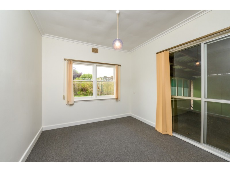 37 Brinkley Avenue, Wendouree VIC 3355