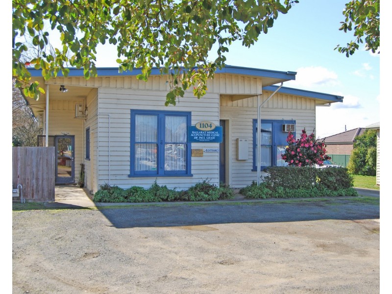 1102 and 1104 Howitt St and 1 Symons St, Wendouree VIC 3355