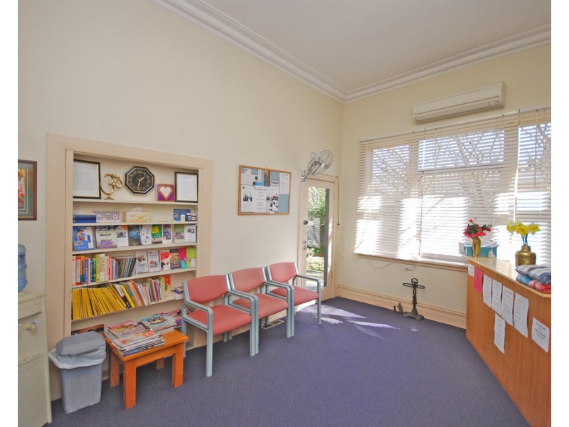 1102 and 1104 Howitt St and 1 Symons St, Wendouree VIC 3355