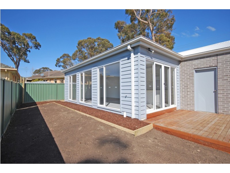 25 Regency Drive, Mount Clear VIC 3350