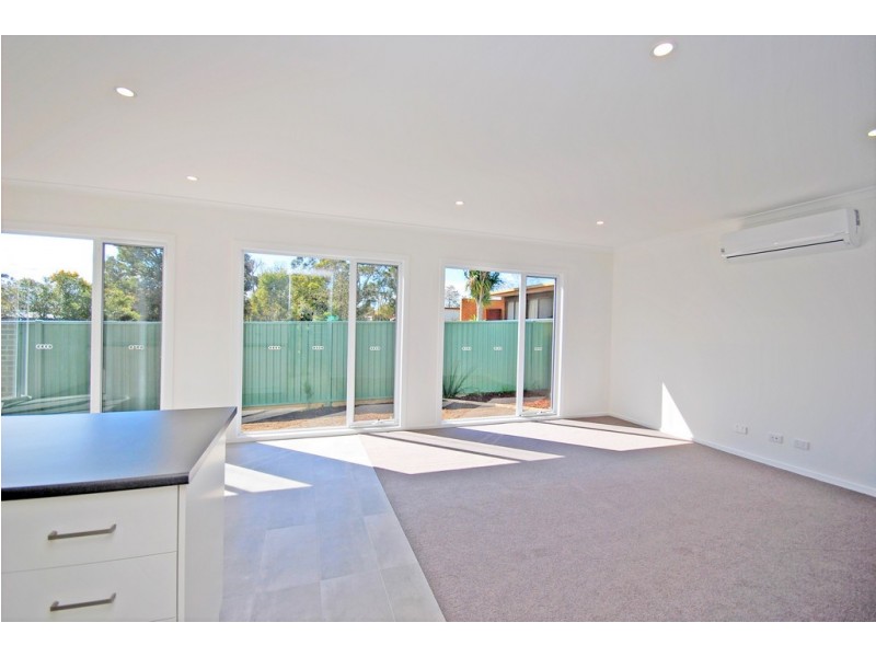 25 Regency Drive, Mount Clear VIC 3350