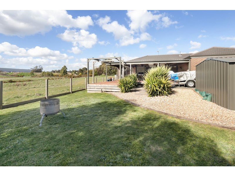 170 Canadian Lakes Boulevard, Canadian VIC 3350