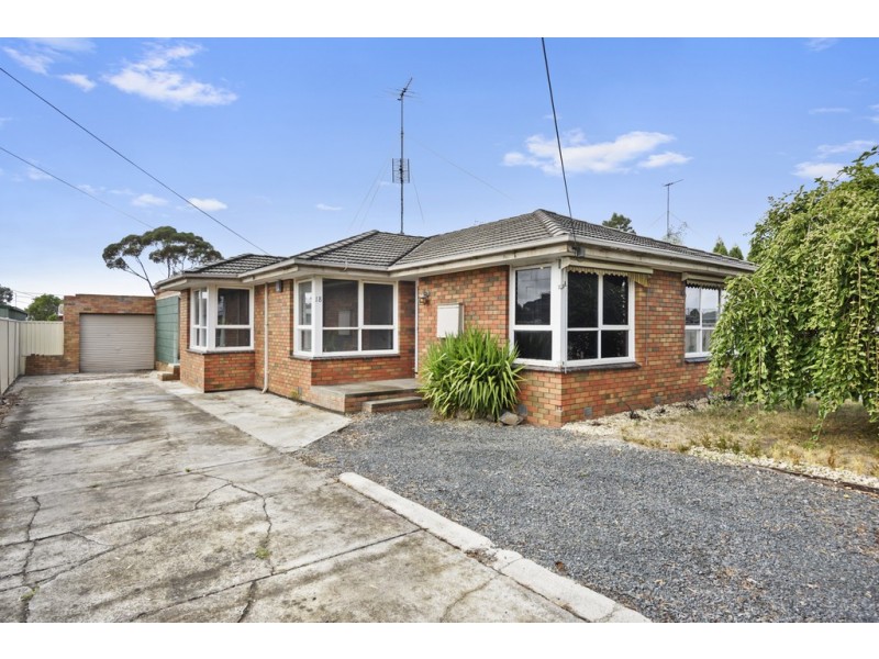 18 Huntington Street, Wendouree VIC 3355