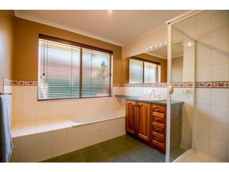 22 Shasta Drive, Delacombe VIC 3356