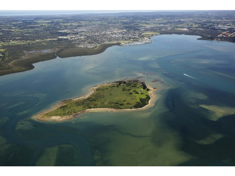 Lot 1 Sandstone Island, Bittern VIC 3918