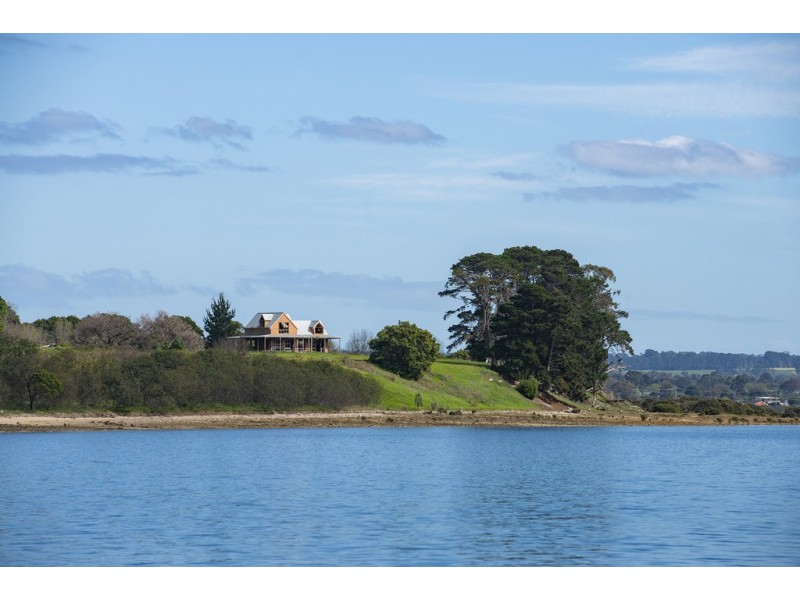 Lot 1 Sandstone Island, Bittern VIC 3918