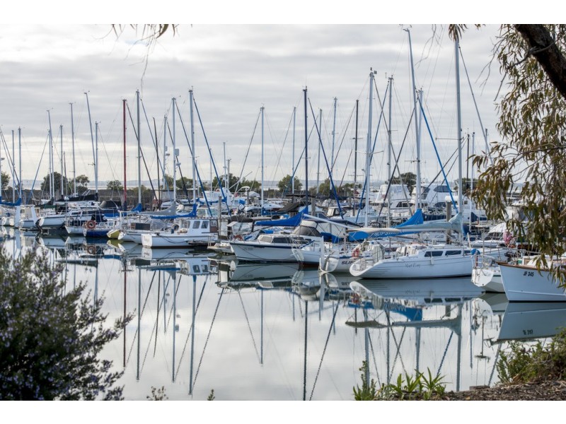 Lot 1 Sandstone Island, Bittern VIC 3918