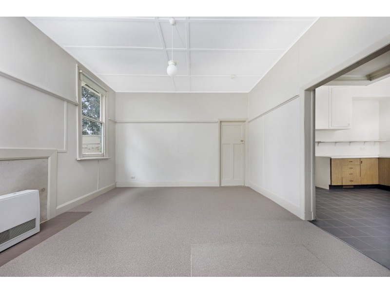 6 Milverton Lane, Canadian VIC 3350