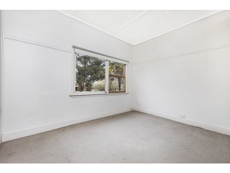 6 Milverton Lane, Canadian VIC 3350