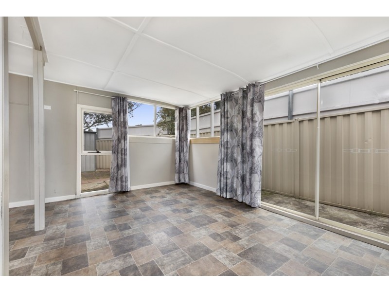 6 Milverton Lane, Canadian VIC 3350