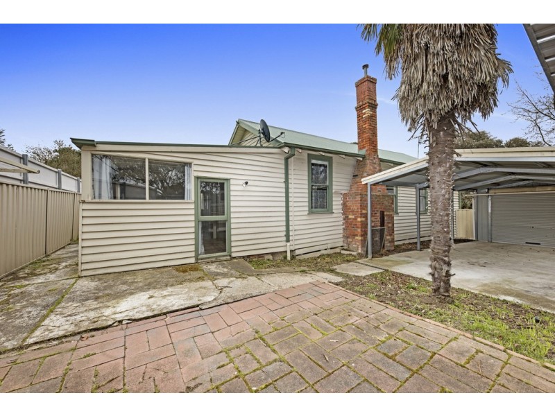 6 Milverton Lane, Canadian VIC 3350