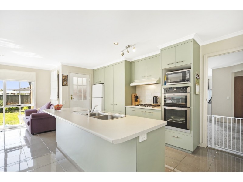 5 Colonial Court, Alfredton VIC 3350