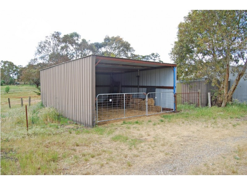 80 Sago Hill Road, Bunkers Hill VIC 3352