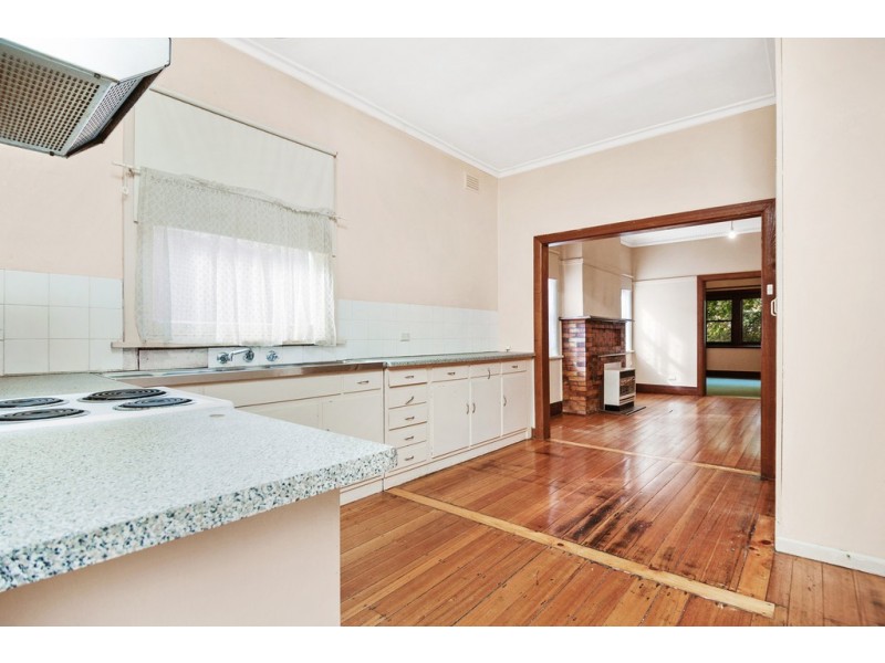 323 Lydiard Street North, Soldiers Hill VIC 3350