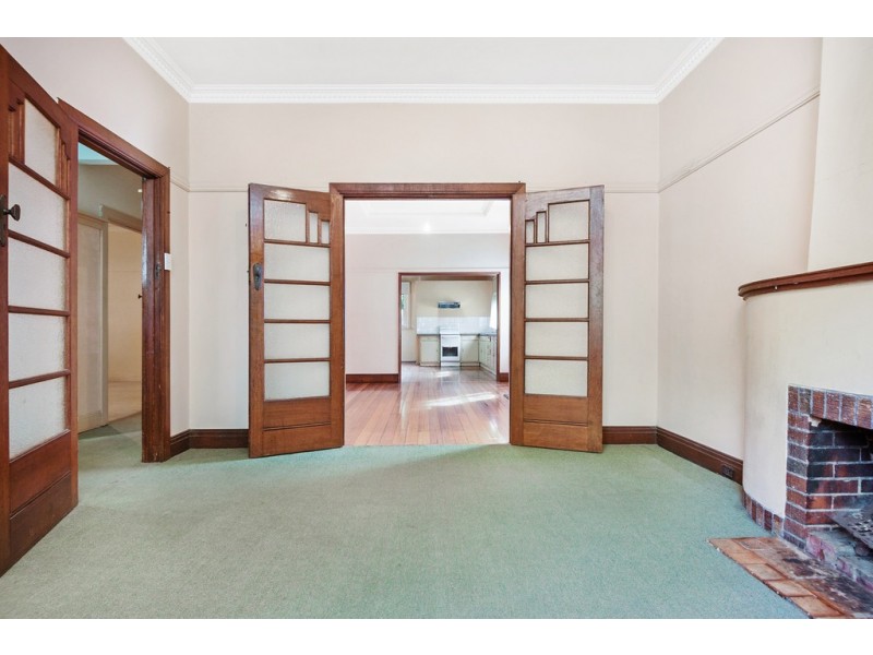 323 Lydiard Street North, Soldiers Hill VIC 3350