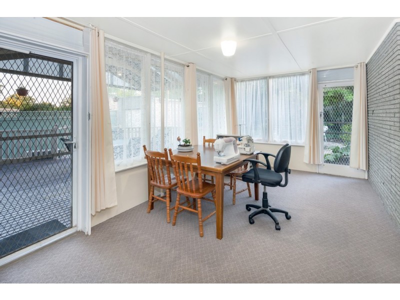 35 Cambridge Street, Wendouree VIC 3355