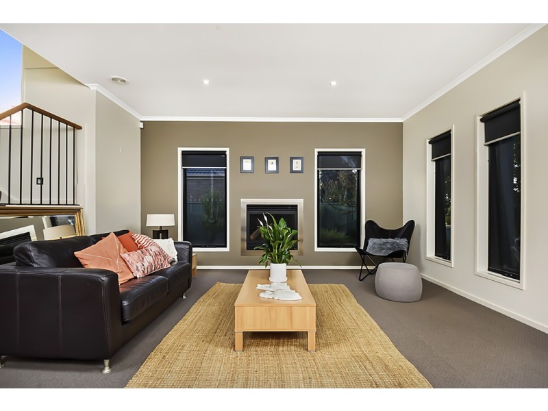 46 Waterford Drive, Miners Rest VIC 3352