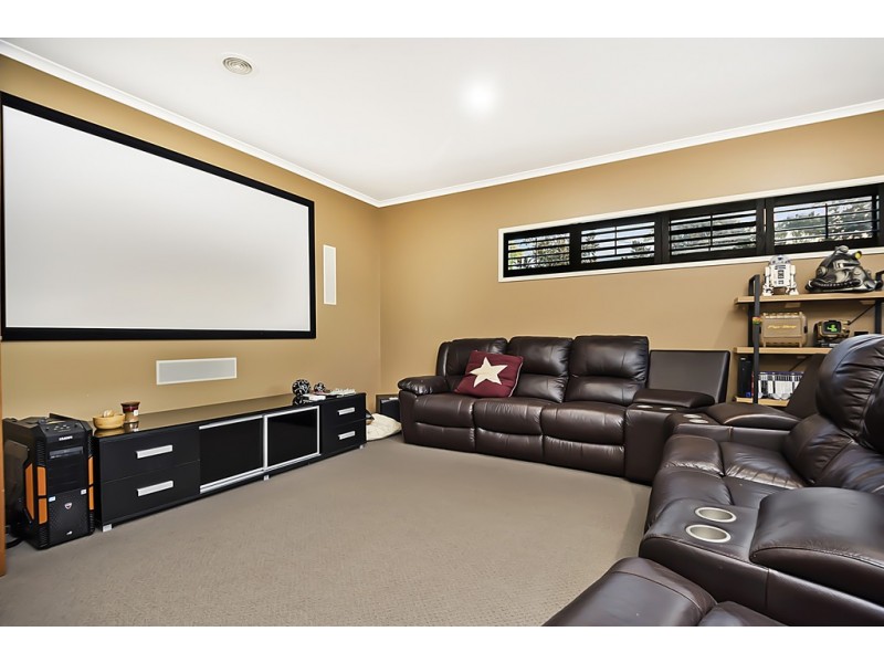 46 Waterford Drive, Miners Rest VIC 3352