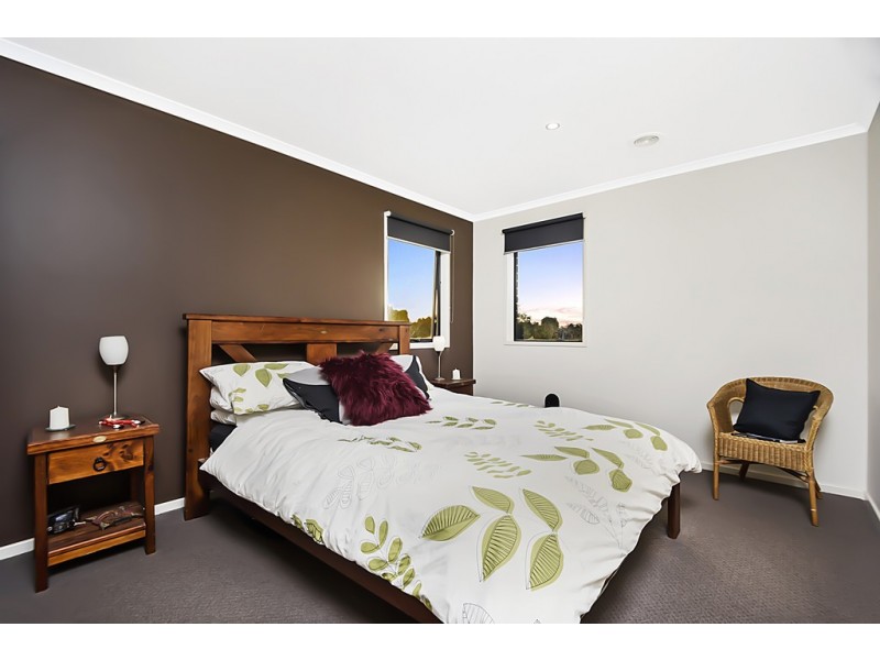 46 Waterford Drive, Miners Rest VIC 3352