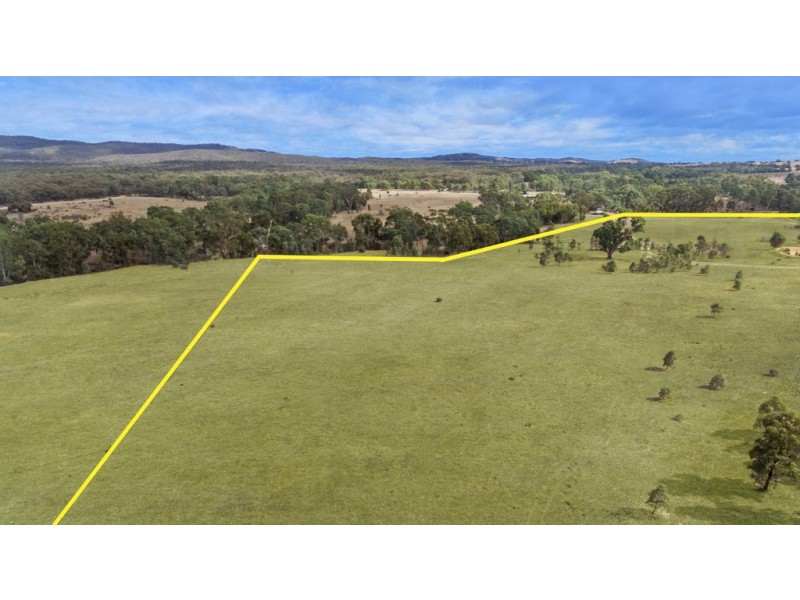 Lot 1 Sunraysia Highway, Redbank VIC 3477
