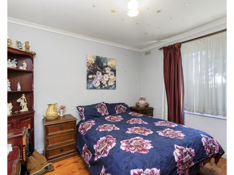 1 Lewis Court, Sebastopol VIC 3356