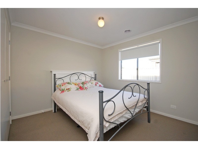 26 Normlyttle Parade, Miners Rest VIC 3352