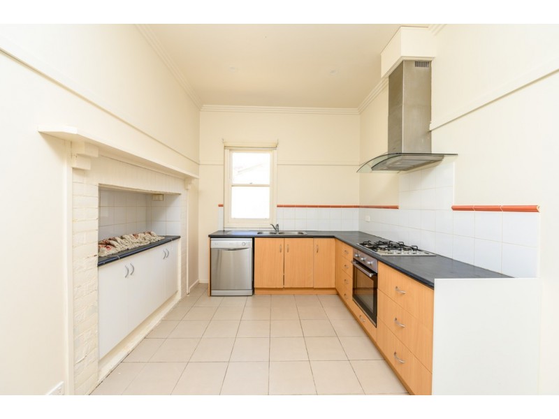 203 Macarthur Street, Soldiers Hill VIC 3350