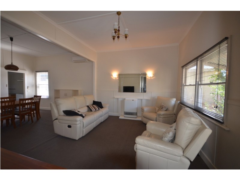 9 Willoby Street, Beaufort VIC 3373