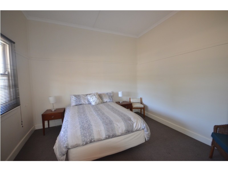 9 Willoby Street, Beaufort VIC 3373