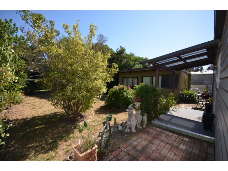 9 Willoby Street, Beaufort VIC 3373