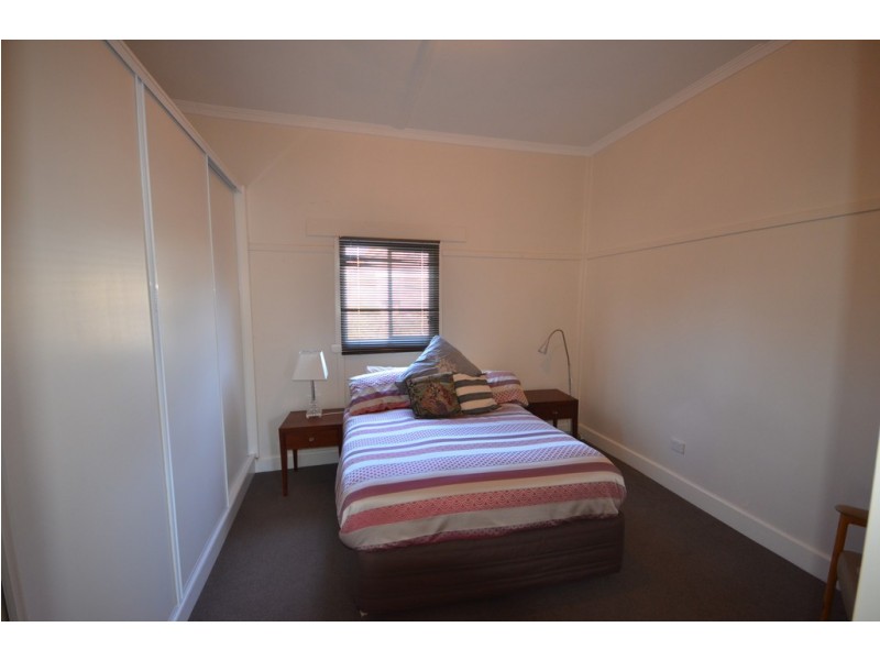 9 Willoby Street, Beaufort VIC 3373