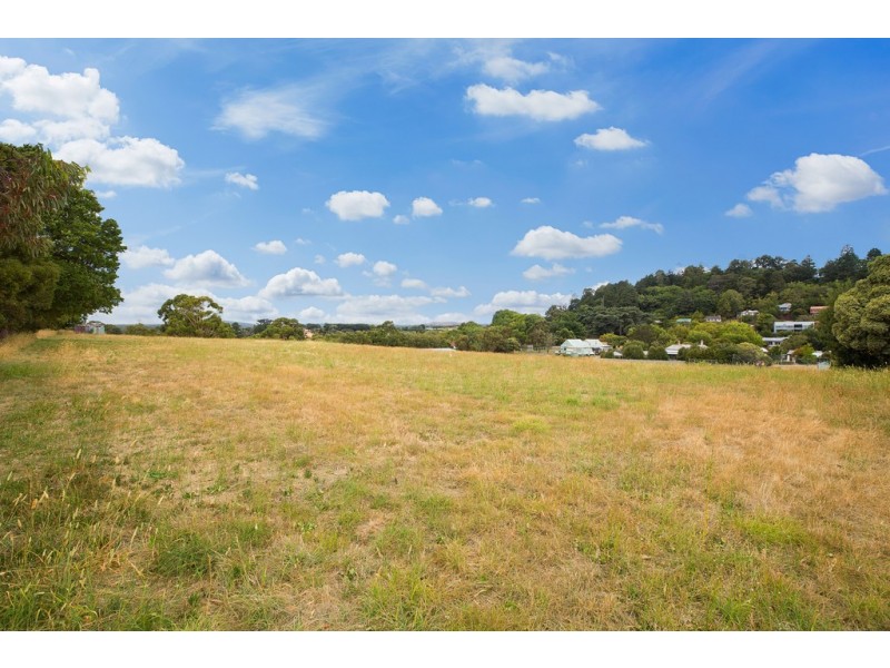 17 Smith Street, Daylesford VIC 3460