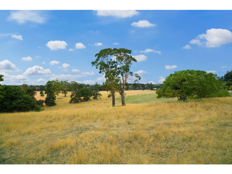 17 Smith Street, Daylesford VIC 3460