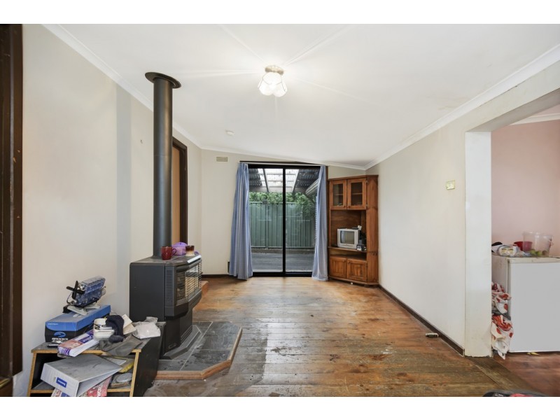 15 Melbourne Road, Brown Hill VIC 3350