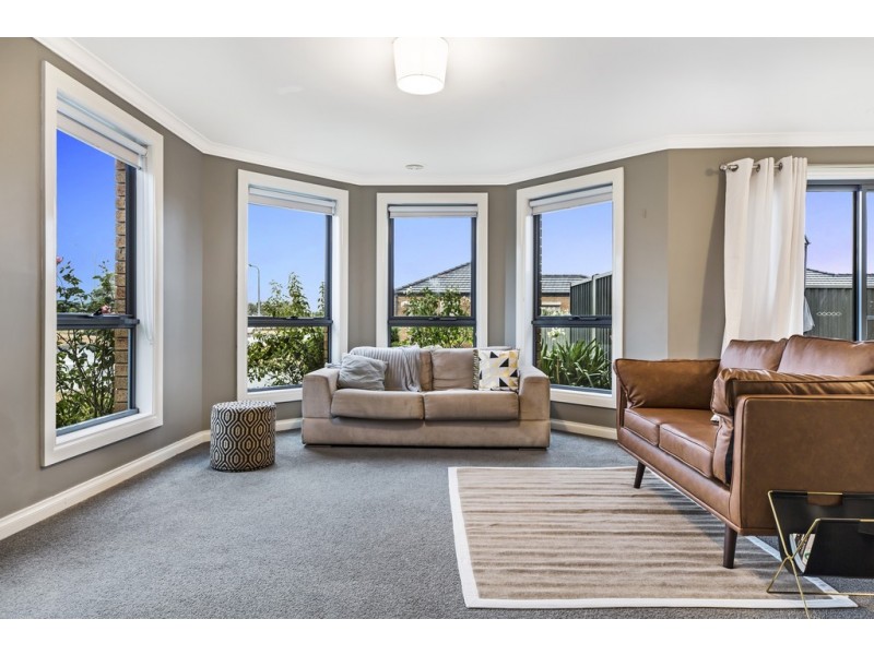 2 Modestino Place, Mitchell Park VIC 3355