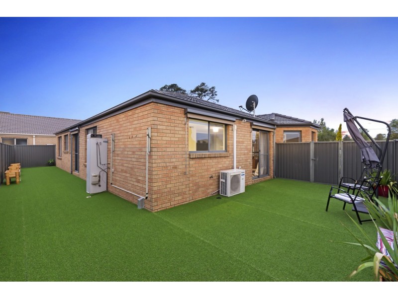 2 Modestino Place, Mitchell Park VIC 3355