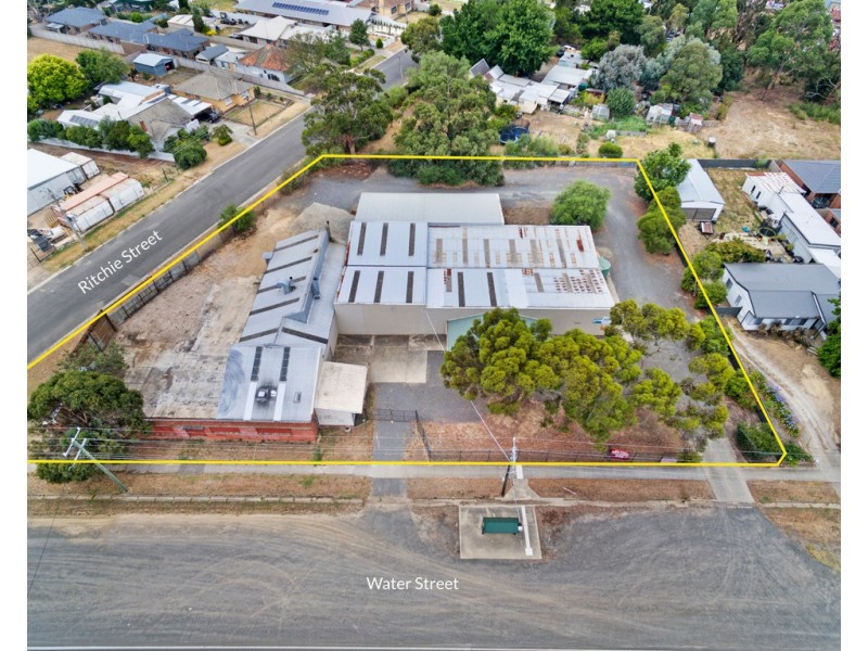 40 Water Street, Brown Hill VIC 3350