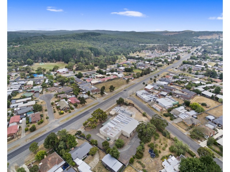 40 Water Street, Brown Hill VIC 3350