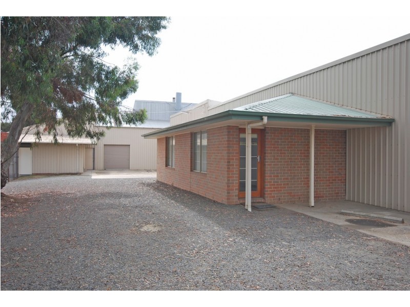 40 Water St, Brown Hill VIC 3350