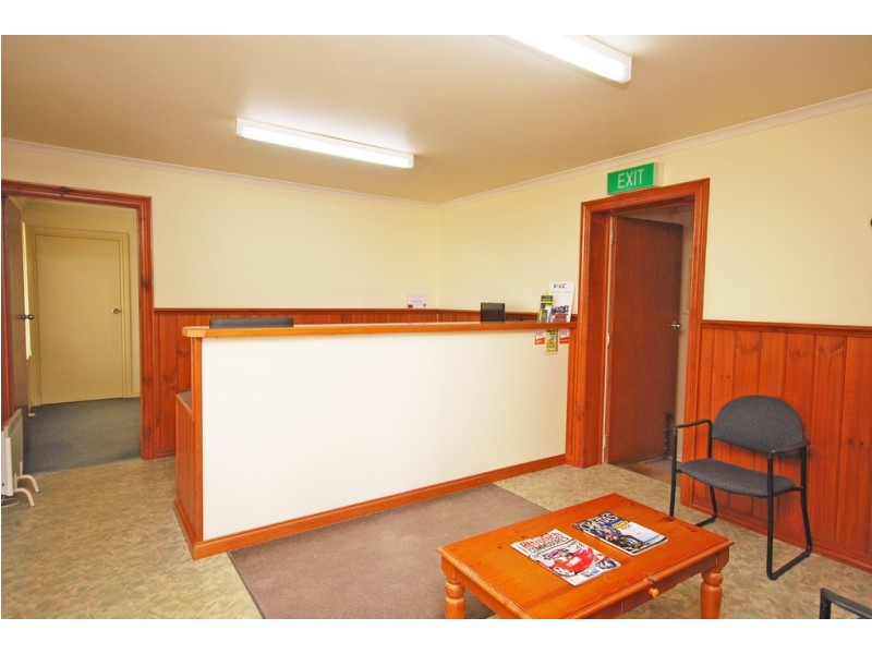 40 Water St, Brown Hill VIC 3350