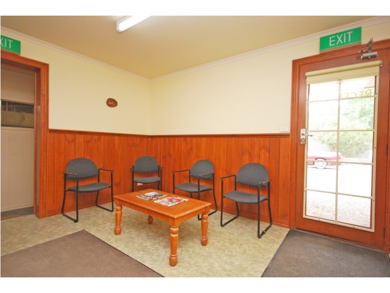 40 Water St, Brown Hill VIC 3350