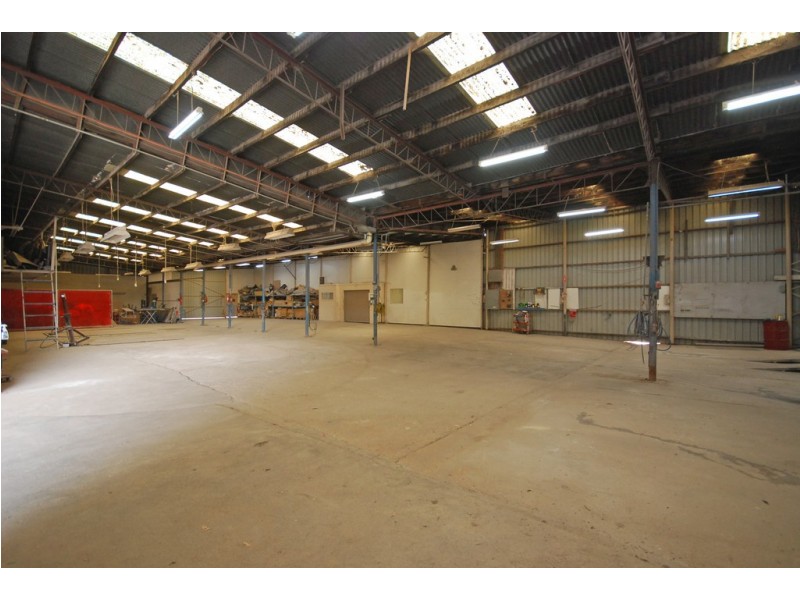 40 Water St, Brown Hill VIC 3350