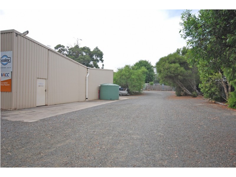 40 Water St, Brown Hill VIC 3350