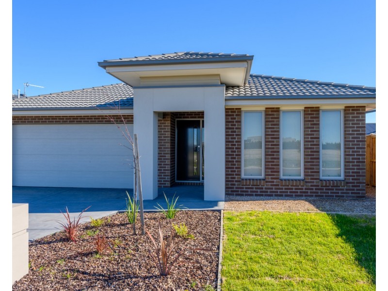 4 Sunbeam Street, Smythes Creek VIC 3351