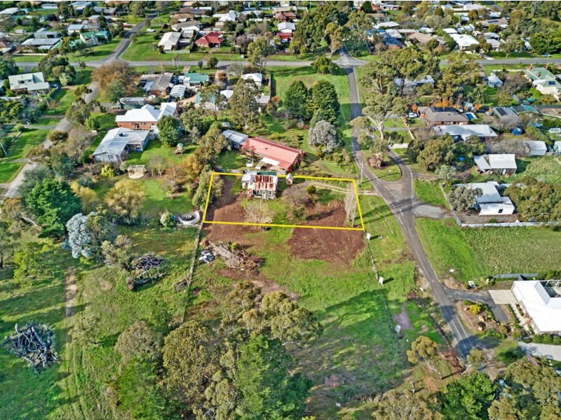 206 Nolan Street, Buninyong VIC 3357